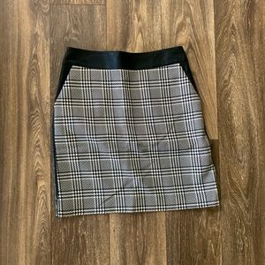 The Limited Pencil Skirt
